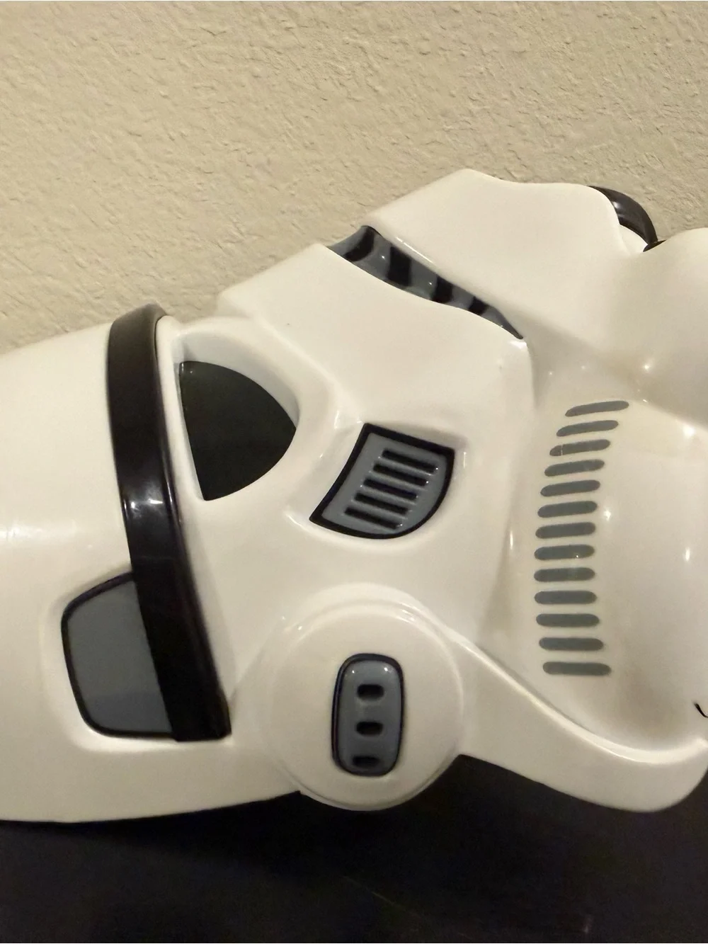 Star Wars Stormtrooper Helmet - White & Black